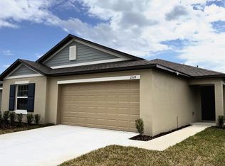2318 Allium Roseum Ln, Plant City, FL 33565