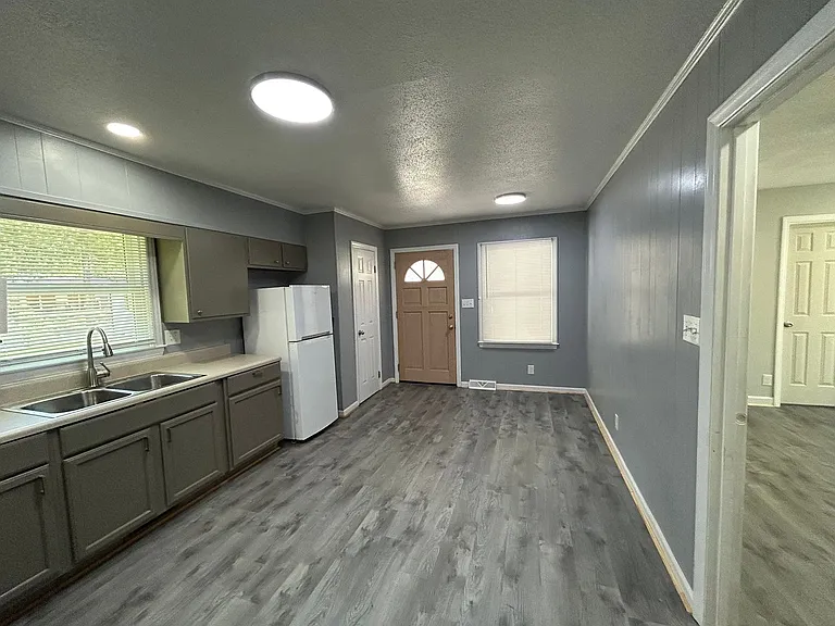 5006 Myers Rd — Photo 5