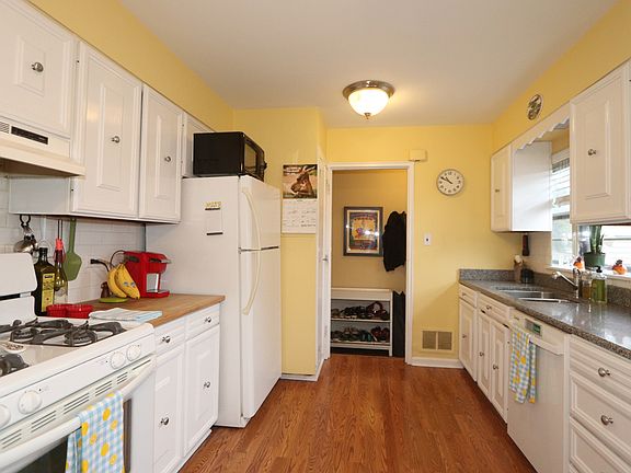 5th image of 818 Hannah Ave