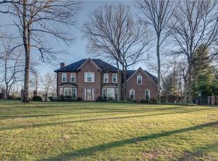 1035 Claremont Dr, Columbia, TN 38401