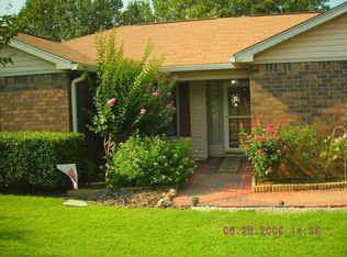 203 Countrywood Trl, Warner Robins, GA 31088