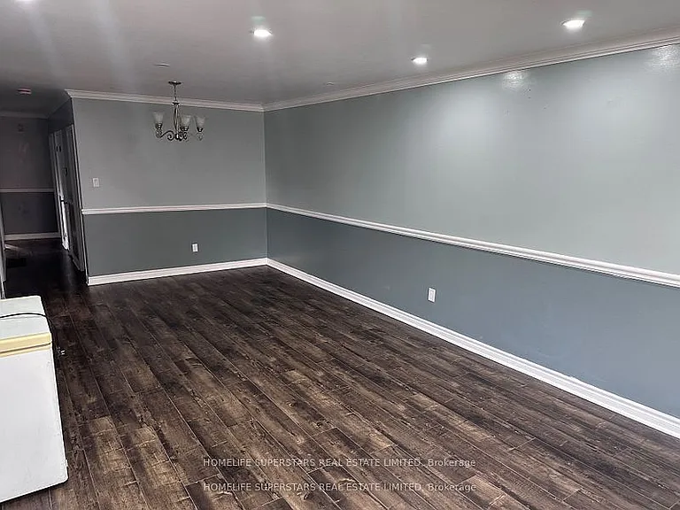 10 Aloma Cres — Photo 9
