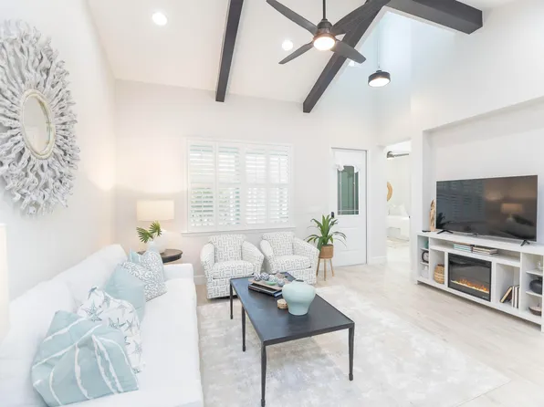 7160 Cayo Coco Ln, Naples, FL 34113