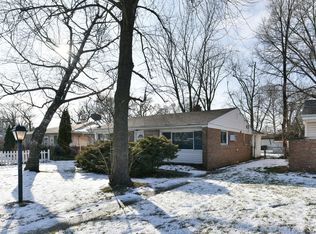 17252 Park Ave, Lansing, IL 60438