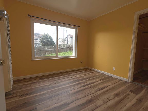 3rd image of 340 Railroad Ave #341A