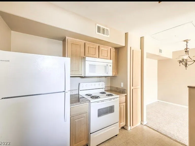 8000 W Badura Ave #2172 — Photo 16