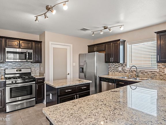 4th image of 3221 Willie Cager Pl