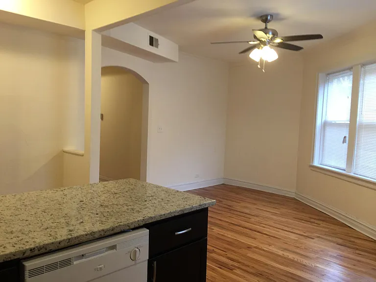 2203 N California Ave #3 — Photo 1