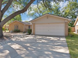 2004 Stefani Ct, Arlington, TX 76013