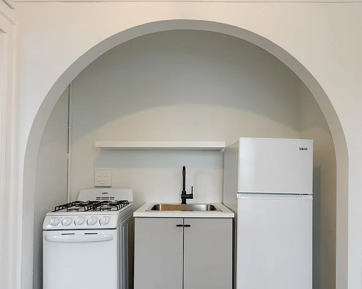 Glynn Court Apartments — Photo 11
