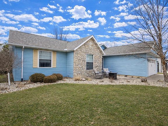 2nd image of 1014 Chicory Ct