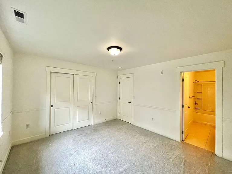 2115 201st Pl SE #B2 — Photo 17
