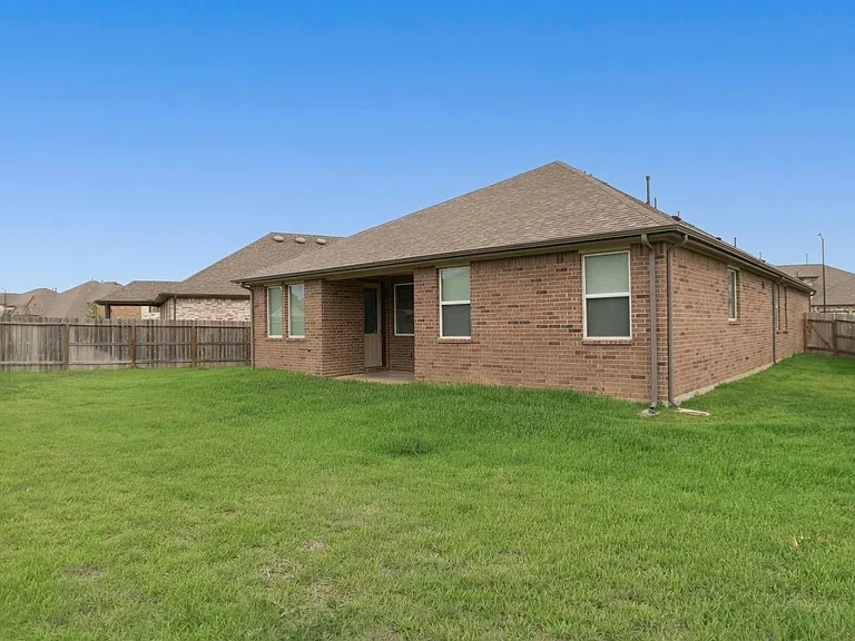 24319 Salts Mill Dr — Photo 20