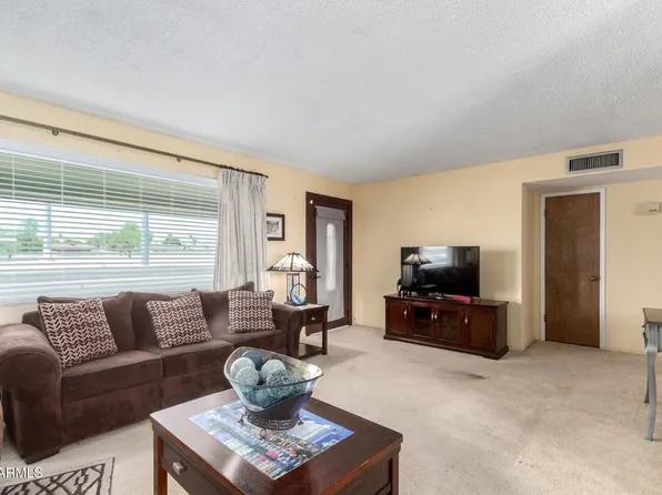 6207 E UNIVERSITY Drive, Mesa, AZ 85205