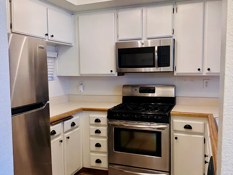 550 Orange Ave #120 — Photo 6