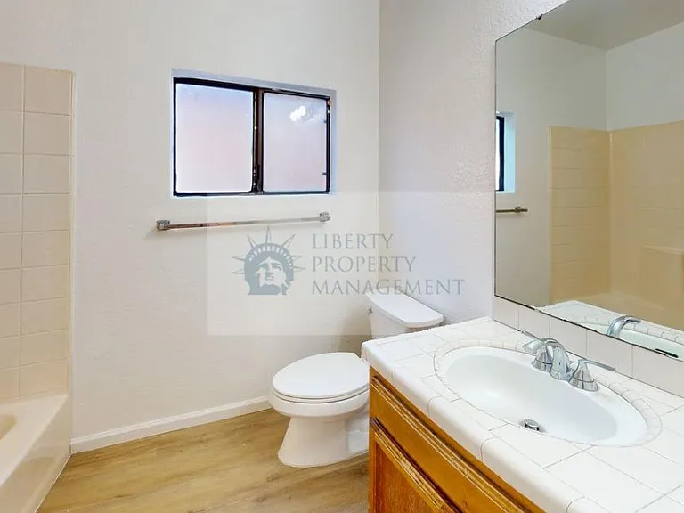 2020 Peggy Ln — Photo 11