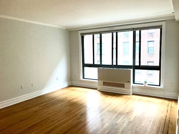 2nd image of 203 W 90th St APT 8D