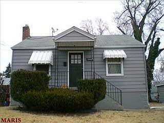 4th image of 2142 Penfield Ave