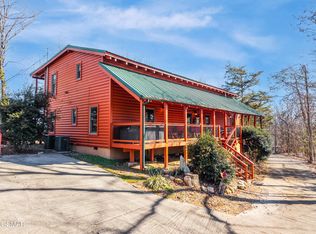 1707 Ridgecrest Dr, Sevierville, TN 37876