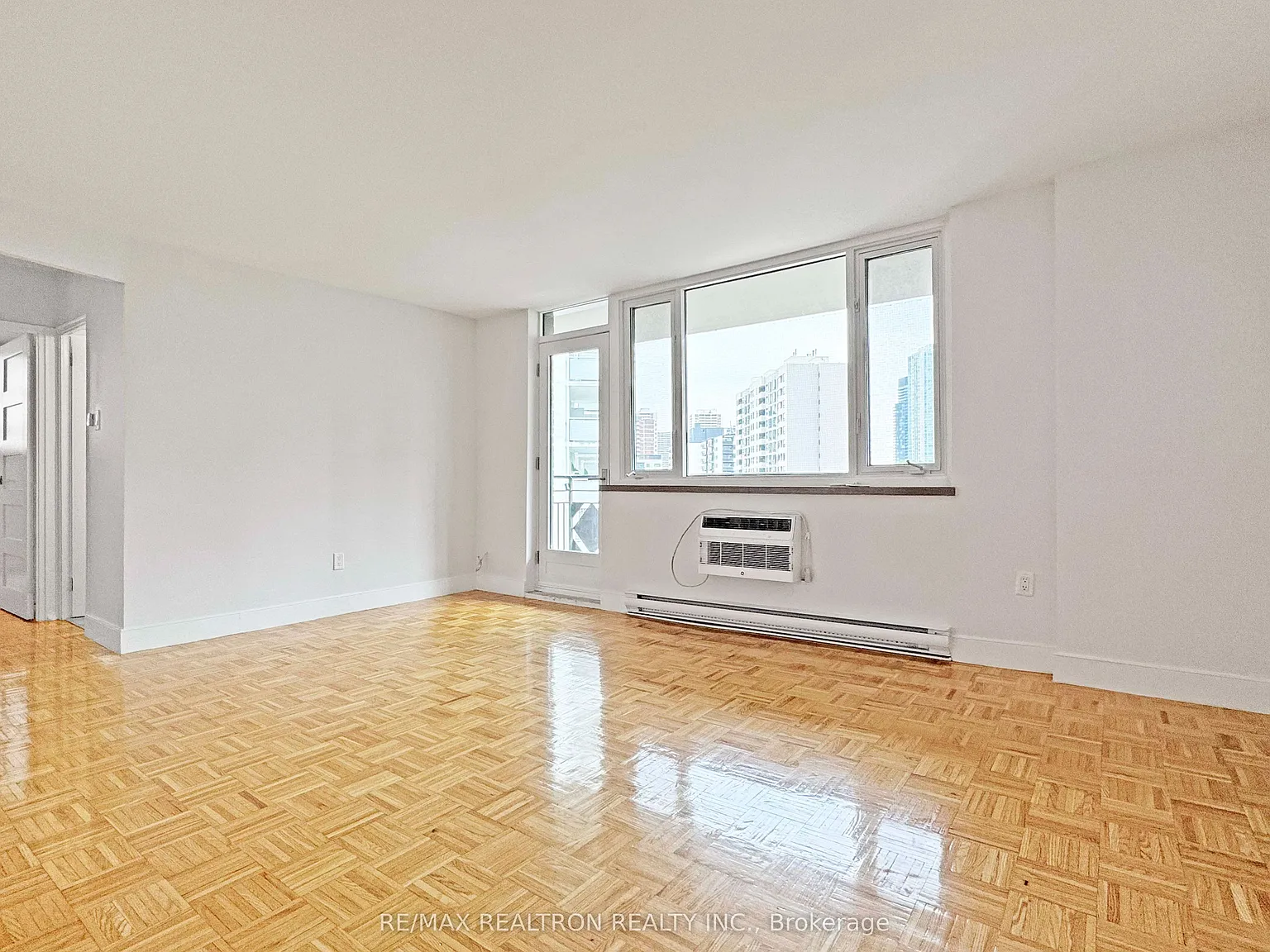 1 bed, $2,495 — Photo 2