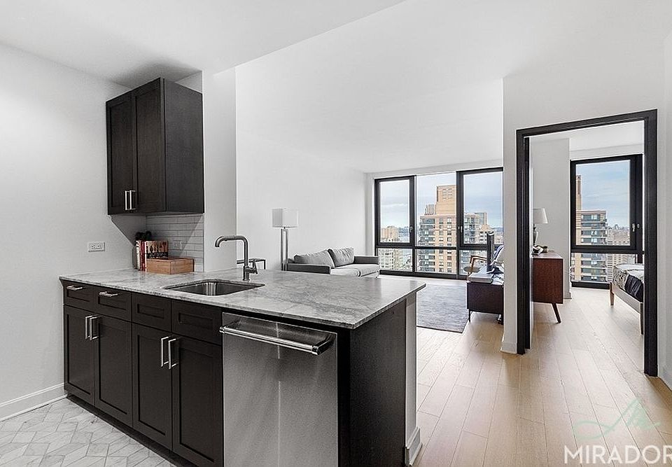 1st image of 21 W End Ave APT 3108
