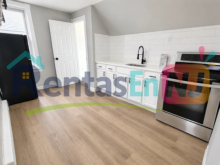19 N 18th St #3B — Photo 3