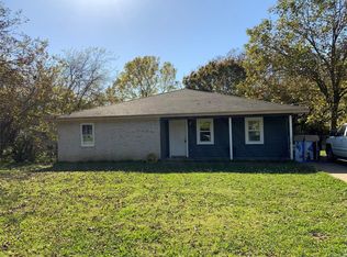 210 Lipscomb St, Cleburne, TX 76031