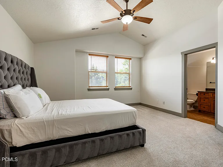 1490 W Alpine Ave — Photo 25