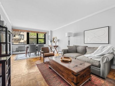 210 E 15th St APT 2N, Manhattan, NY, 10003