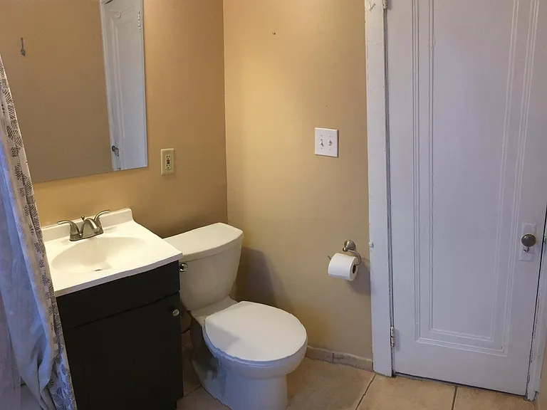 bathroom photo 1