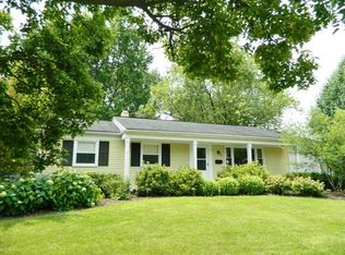 99 Circle Dr E, Montgomery, IL 60538