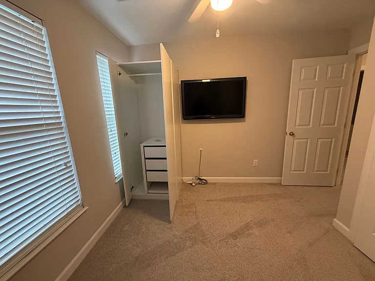 20965 Promontory Sq — Photo 36
