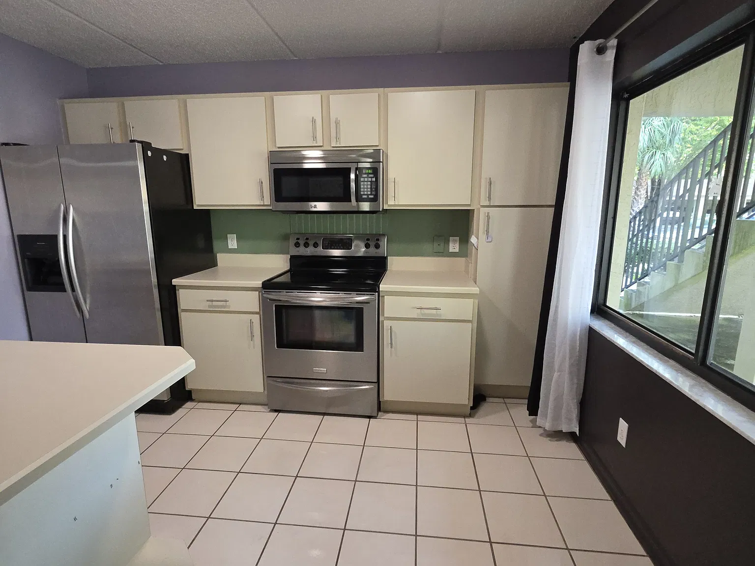 2 bed, 864 sqft, $1,450 — Photo 3