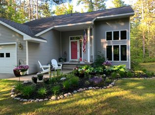 9378 Manderson Dr, Cheboygan, MI 49721