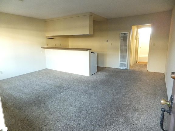 5th image of 530 Avenue G APT 10