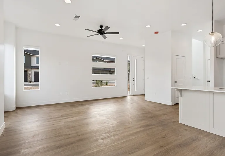 2668 E Rain Tree St — Photo 5