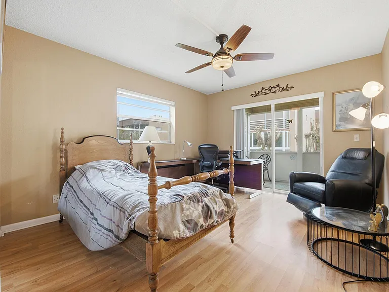 441 Burgundy Ave #441-J — Photo 11
