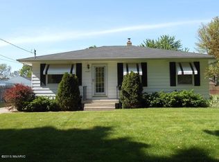1107 35th St SW, Wyoming, MI 49509