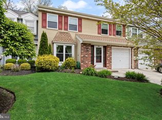 163 Calderwood Ln, Mount Laurel, NJ 08054