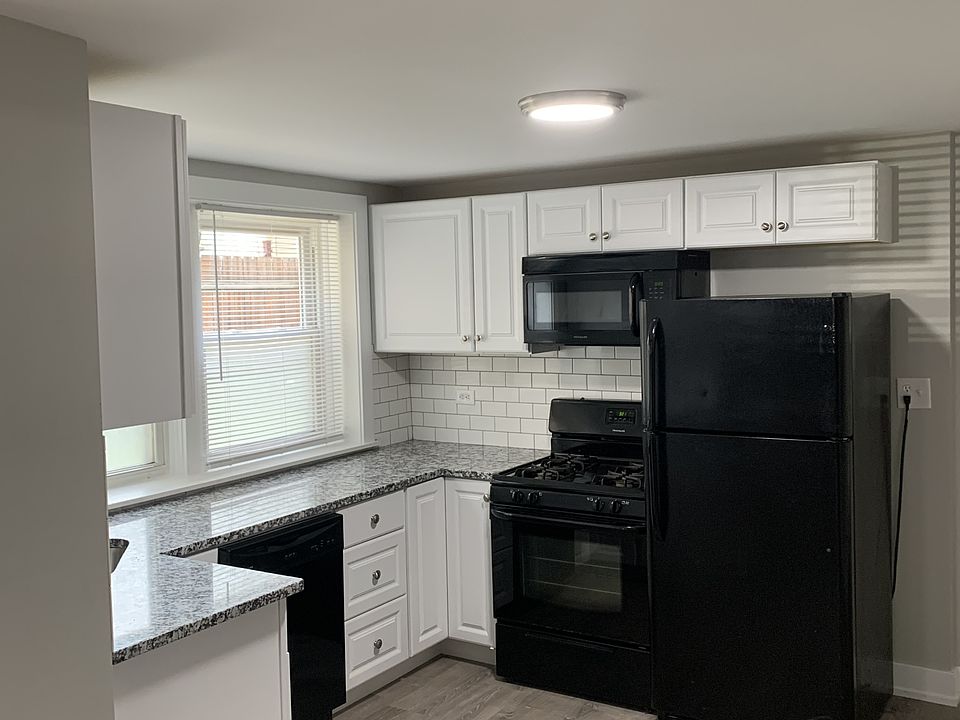 1st image of 2838 N Drake Ave #G