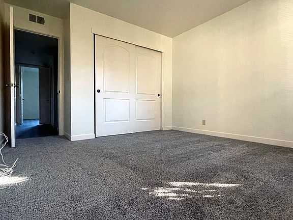 4th image of 331 S Jefferson St #3-5