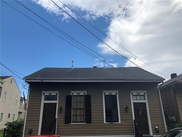 1st image of 2420 Laurel St