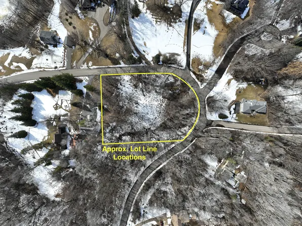 155XX Loop Rd S, Burnsville, MN 55306