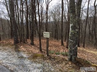 29 Continental Dr, Sapphire, NC 28774