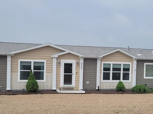 802 Lakeview West Rd, Brule, NE 69127