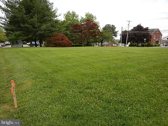 5th image of 4100A Taylor Ave