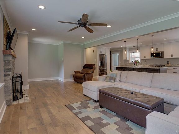 5th image of 10216 Dakins Dr