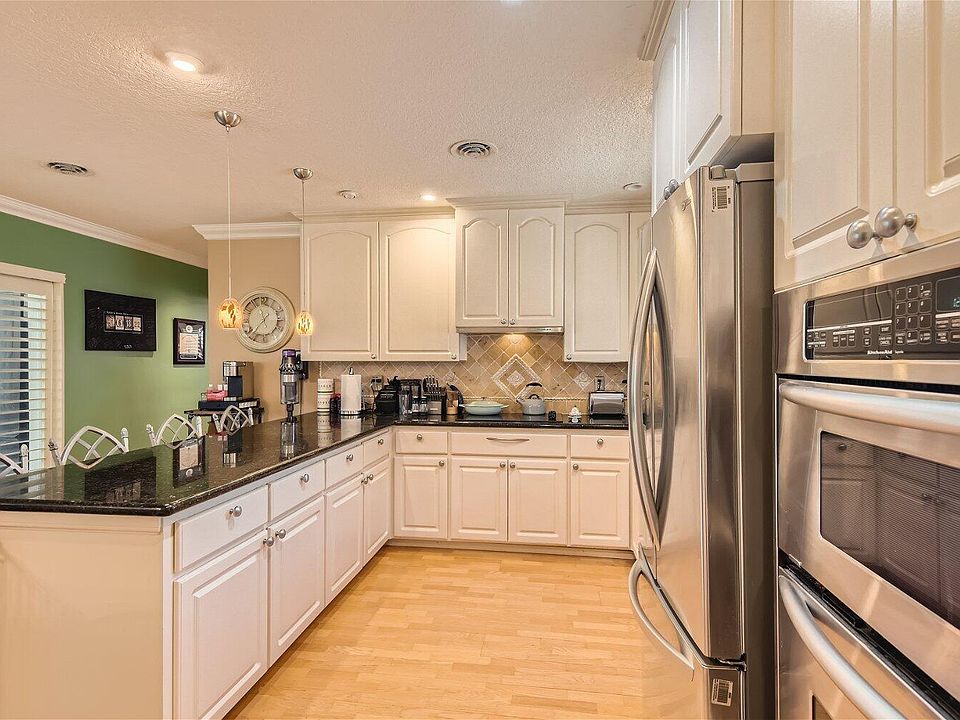 1st image of 2118 NE 57th Street