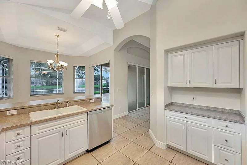 3 bed, 2.0 bath, 1861 sqft, $3,500 — Photo 4