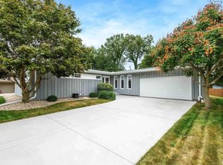 3508 41st Ave, Rock Island, IL 61201